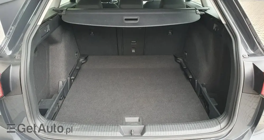 VOLKSWAGEN Golf VIII 2.0 TDI Life