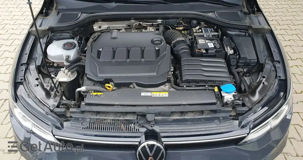 VOLKSWAGEN Golf VIII 2.0 TDI Life