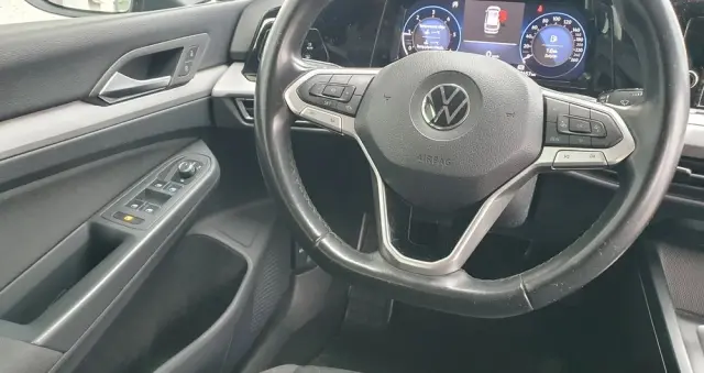 VOLKSWAGEN Golf VIII 2.0 TDI Life