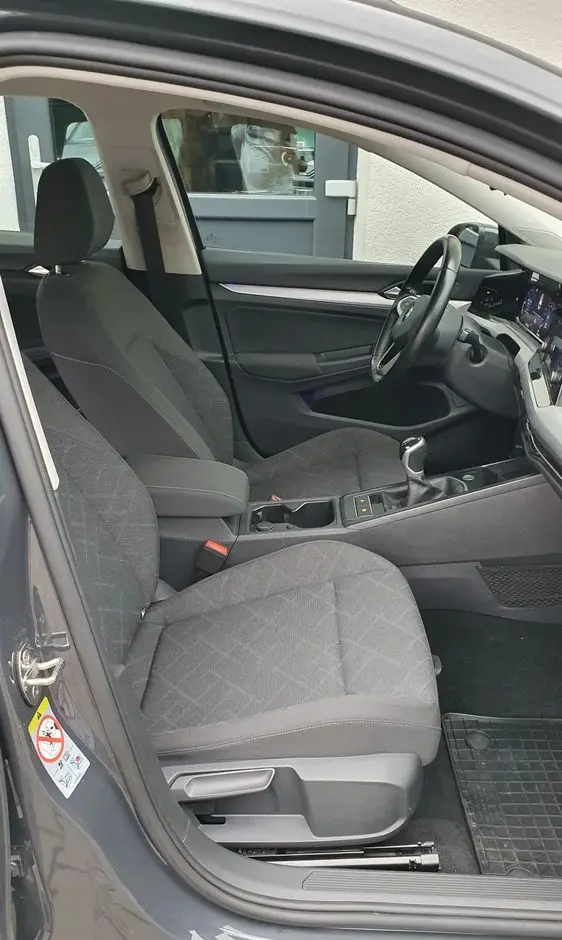 VOLKSWAGEN Golf VIII 2.0 TDI Life