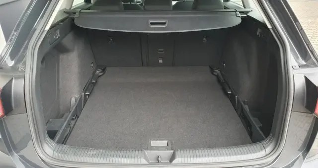 VOLKSWAGEN Golf VIII 2.0 TDI Life