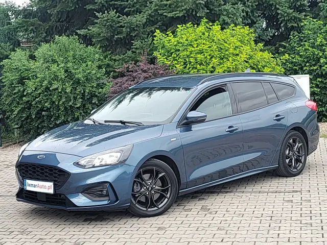 FORD Focus ST-Line Business