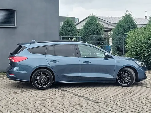 FORD Focus ST-Line Business