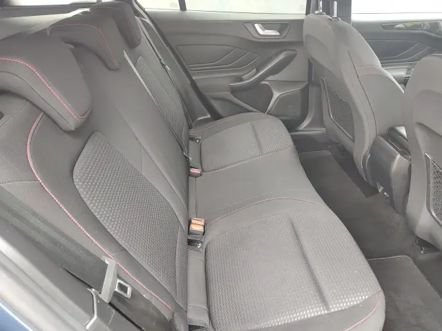 FORD Focus ST-Line Business