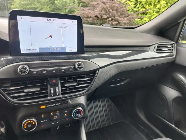 FORD Focus ST-Line Business