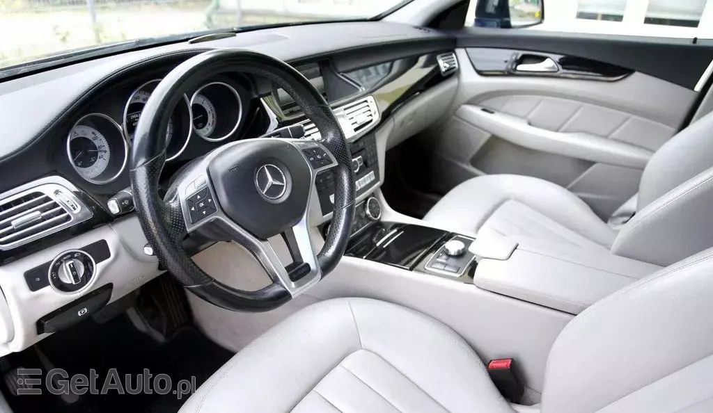 MERCEDES-BENZ Cls 