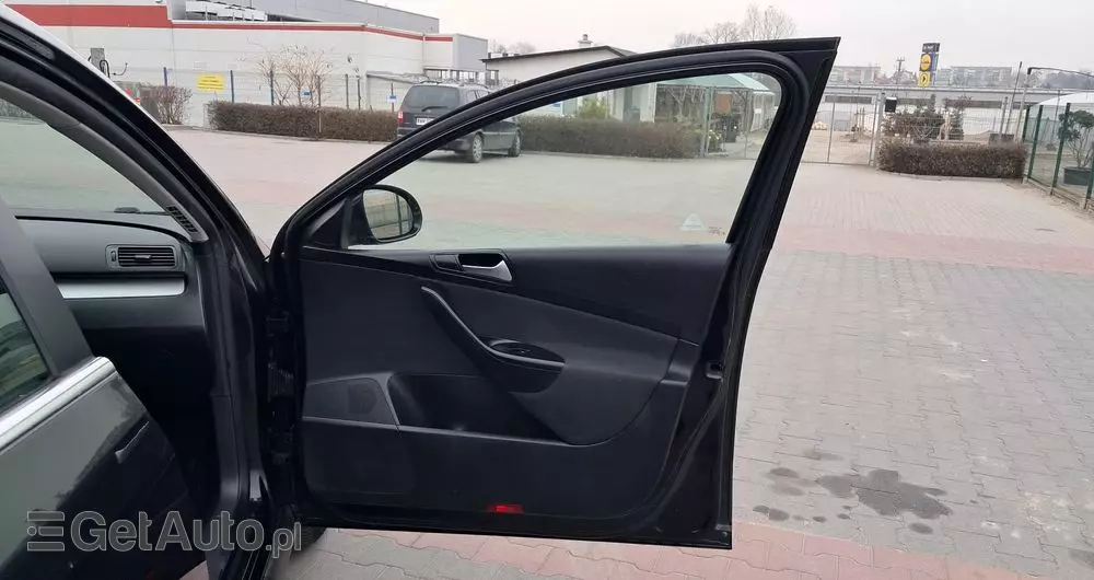 VOLKSWAGEN Passat 1.4 TSI Highline