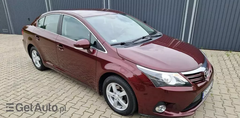 TOYOTA Avensis 