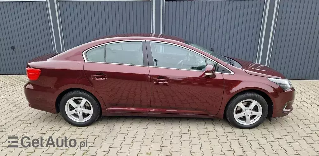 TOYOTA Avensis 