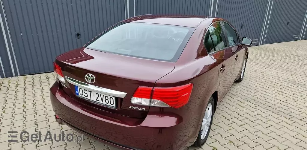 TOYOTA Avensis 