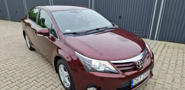 TOYOTA Avensis 