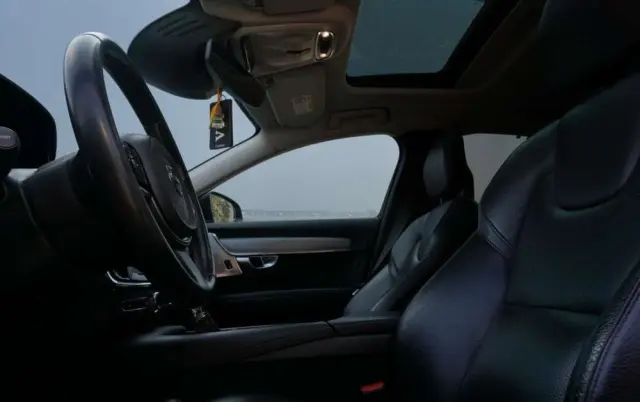 VOLVO S90 D5 AWD Inscription