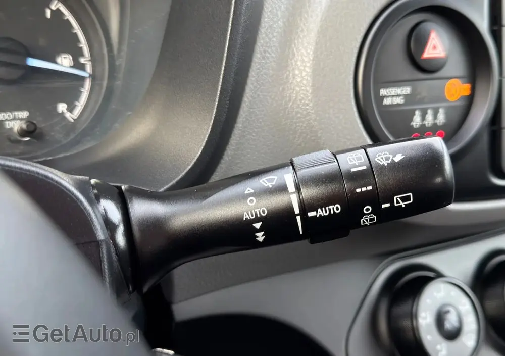 TOYOTA Yaris 1.0 Life