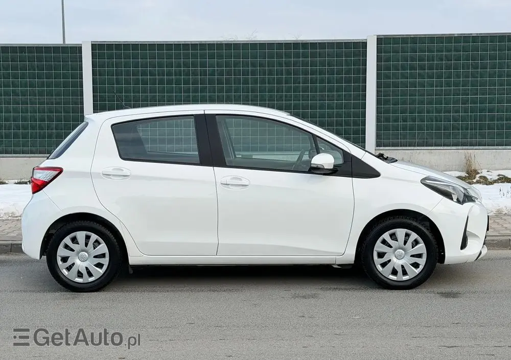 TOYOTA Yaris 1.0 Life