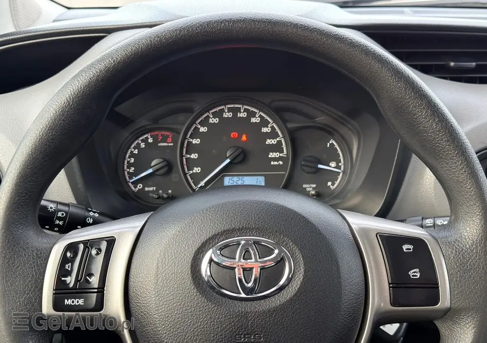 TOYOTA Yaris 1.0 Life