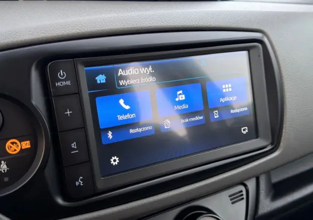 TOYOTA Yaris 1.0 Life