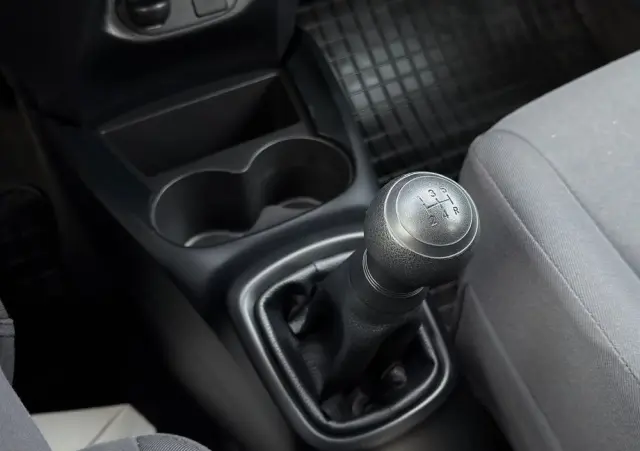 TOYOTA Yaris 1.0 Life