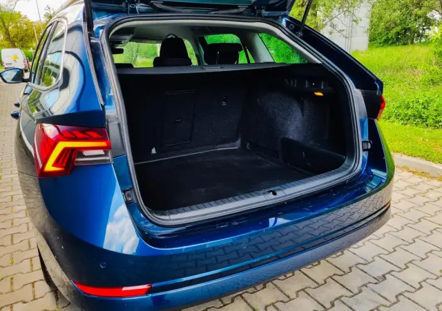 SKODA Octavia 2.0 TDI SCR Style DSG