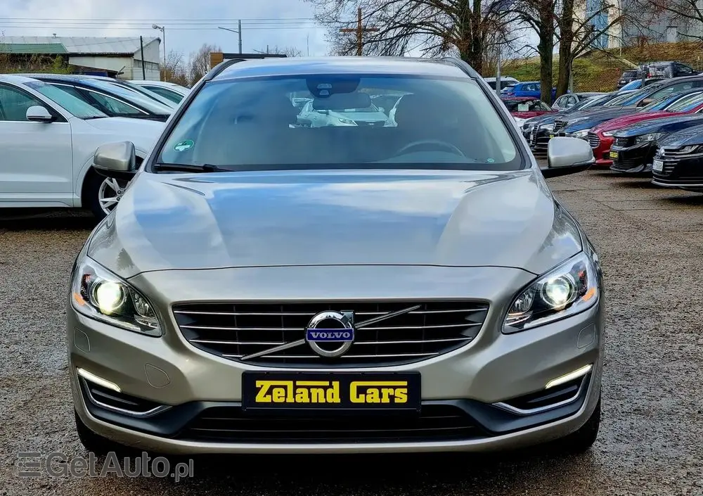 VOLVO V60 D3 Edition