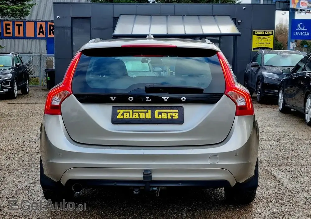 VOLVO V60 D3 Edition