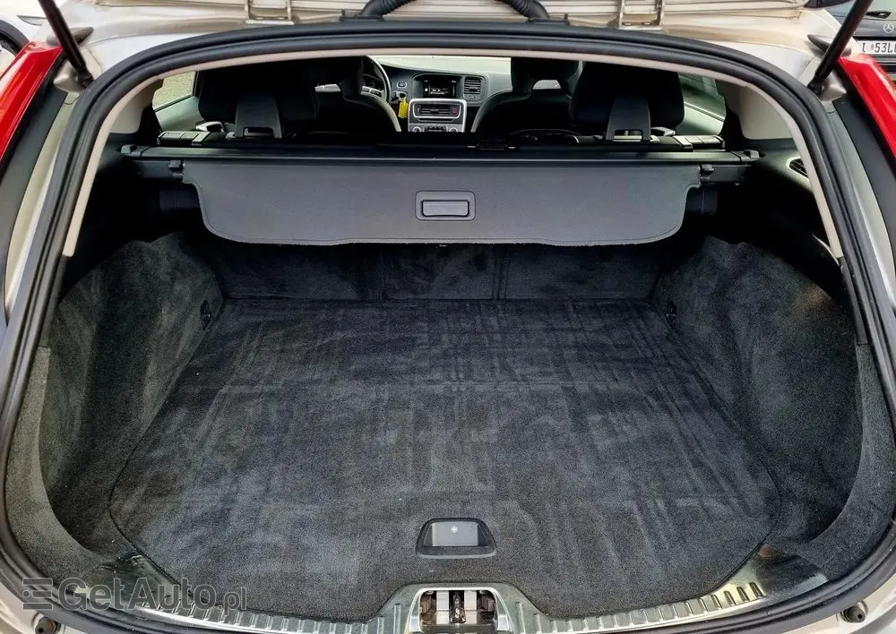 VOLVO V60 D3 Edition