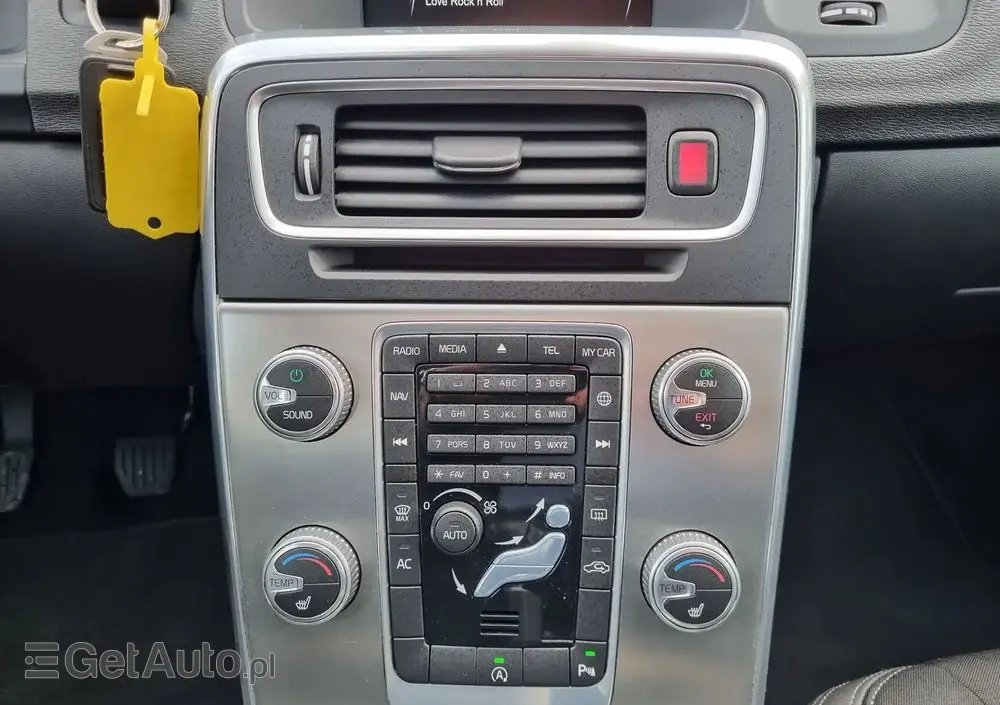 VOLVO V60 D3 Edition