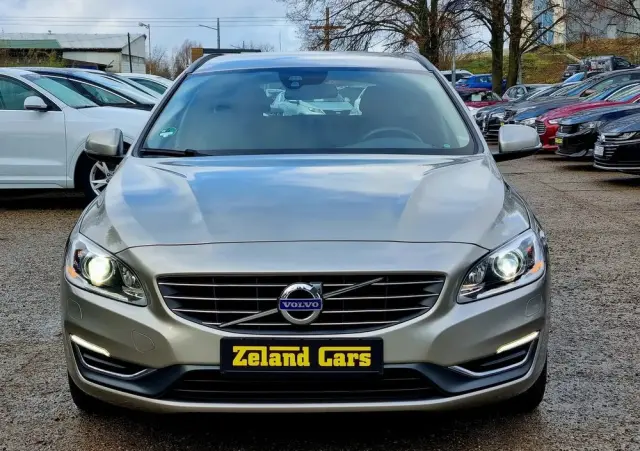 VOLVO V60 D3 Edition