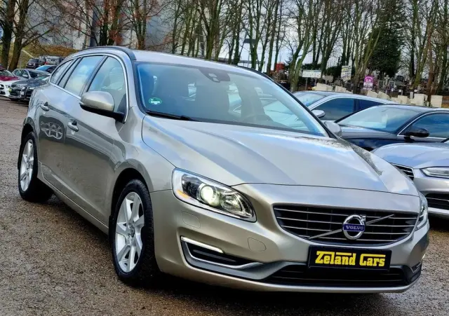 VOLVO V60 D3 Edition