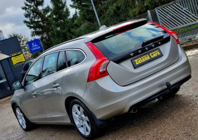 VOLVO V60 D3 Edition