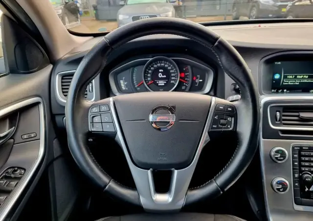 VOLVO V60 D3 Edition