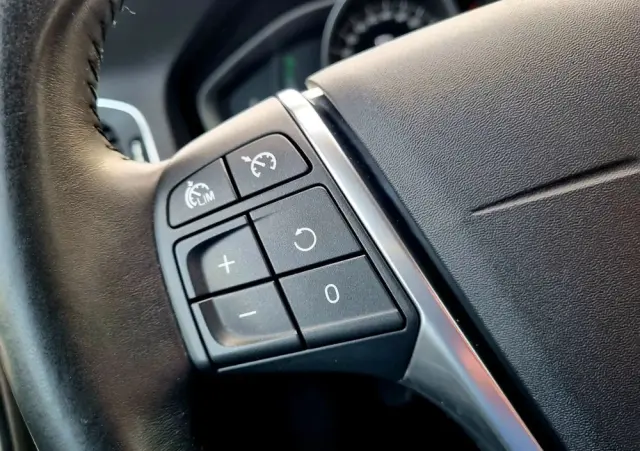 VOLVO V60 D3 Edition