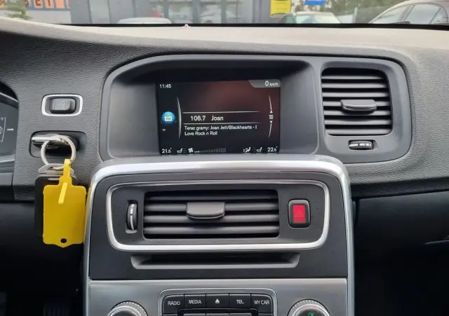 VOLVO V60 D3 Edition