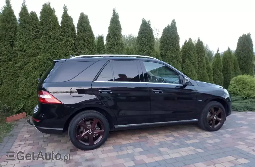 MERCEDES-BENZ ML 