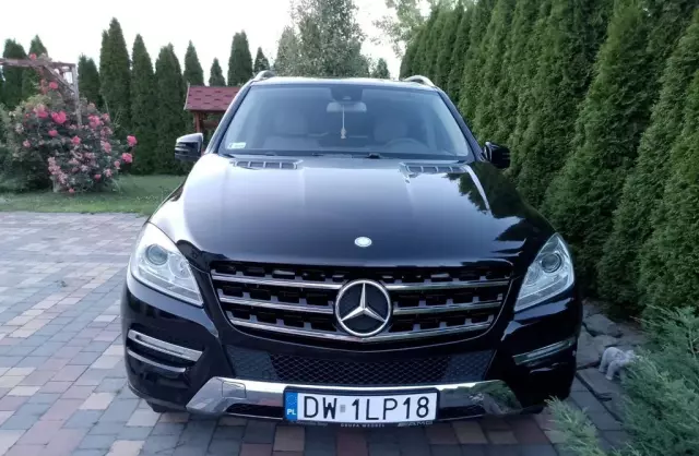 MERCEDES-BENZ ML 