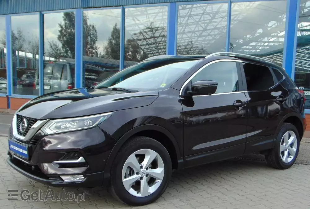 NISSAN Qashqai 1.3 DIG-T N-Connecta