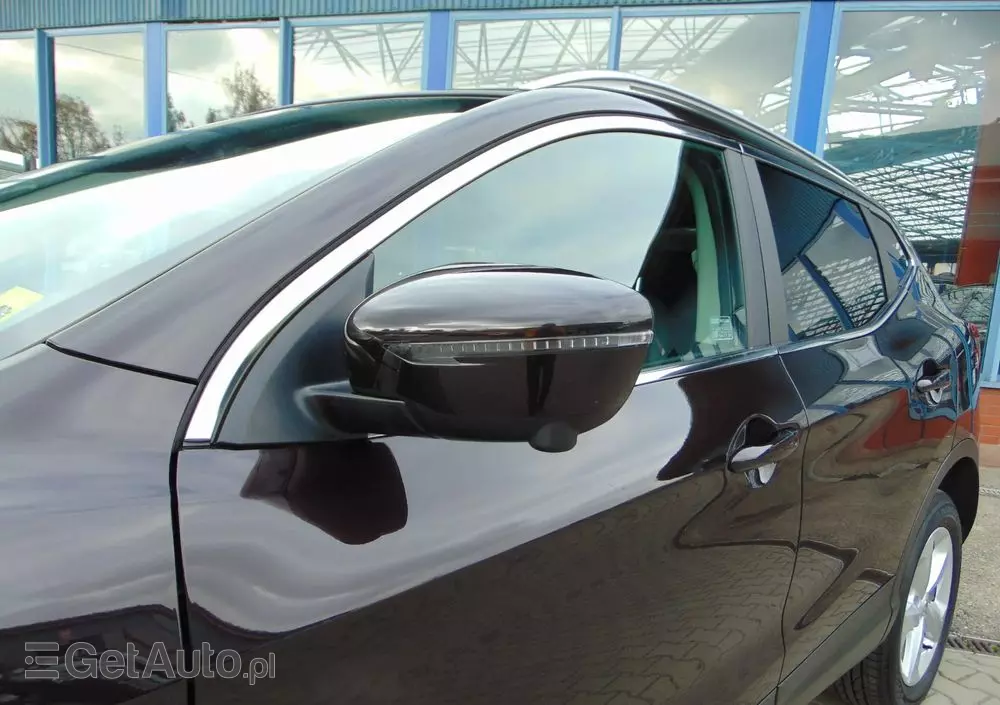 NISSAN Qashqai 1.3 DIG-T N-Connecta