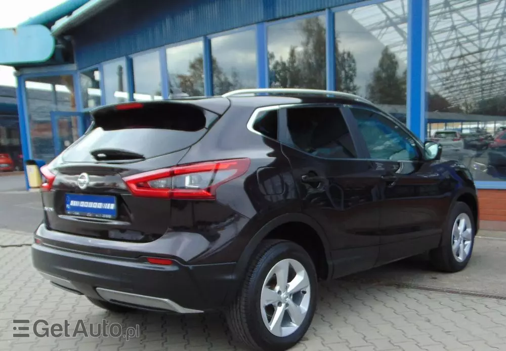 NISSAN Qashqai 1.3 DIG-T N-Connecta