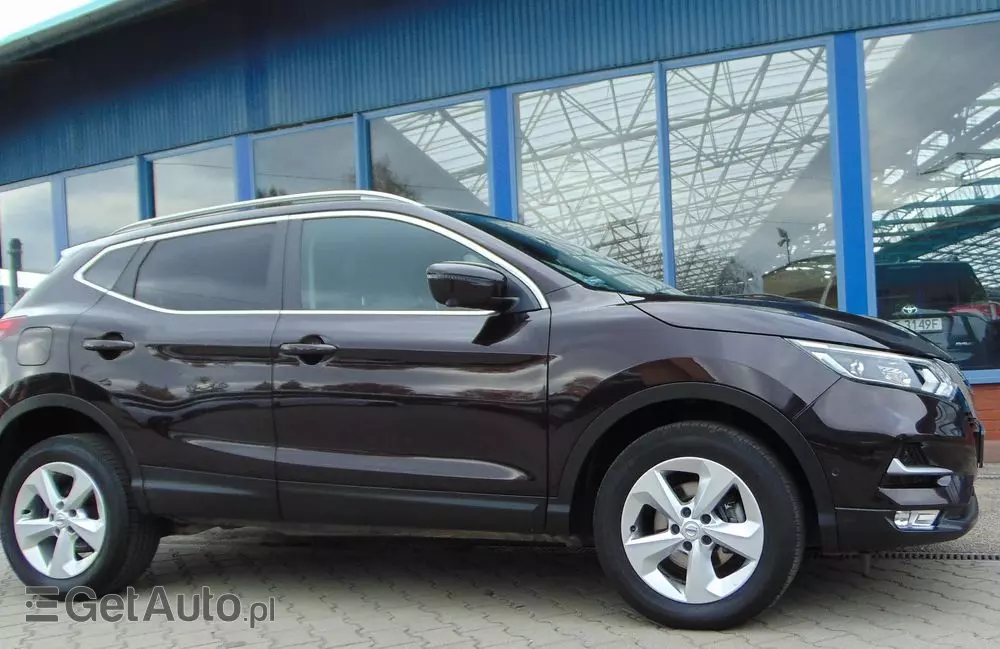 NISSAN Qashqai 1.3 DIG-T N-Connecta