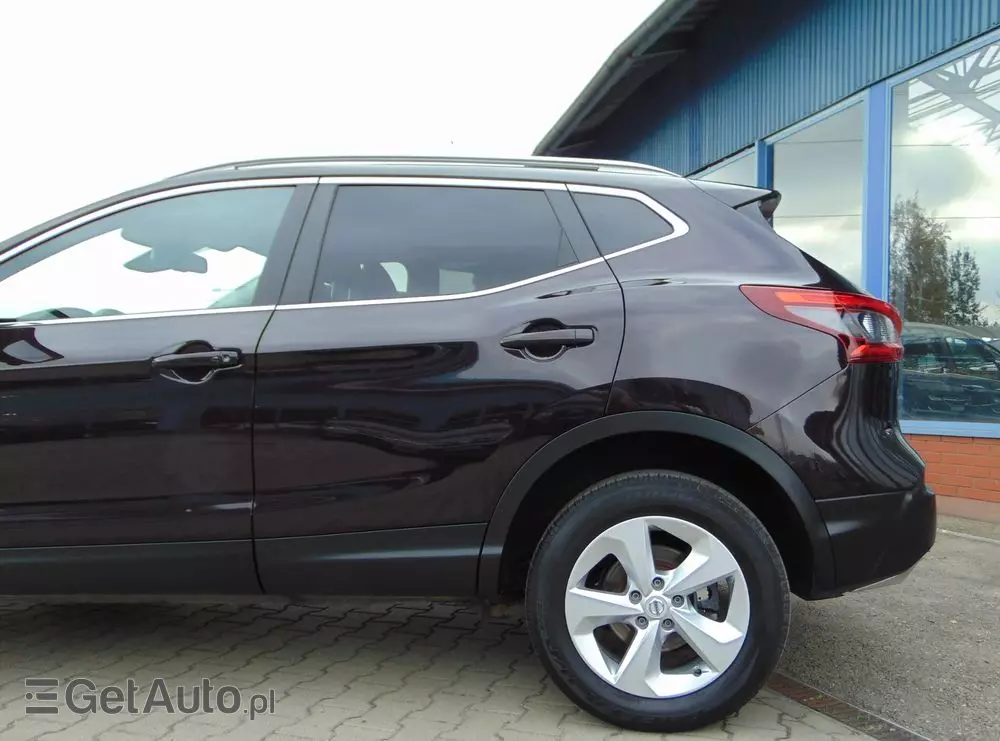 NISSAN Qashqai 1.3 DIG-T N-Connecta