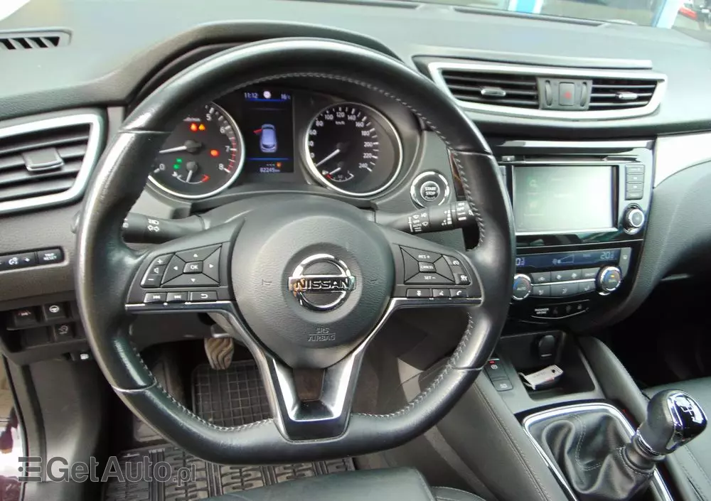 NISSAN Qashqai 1.3 DIG-T N-Connecta