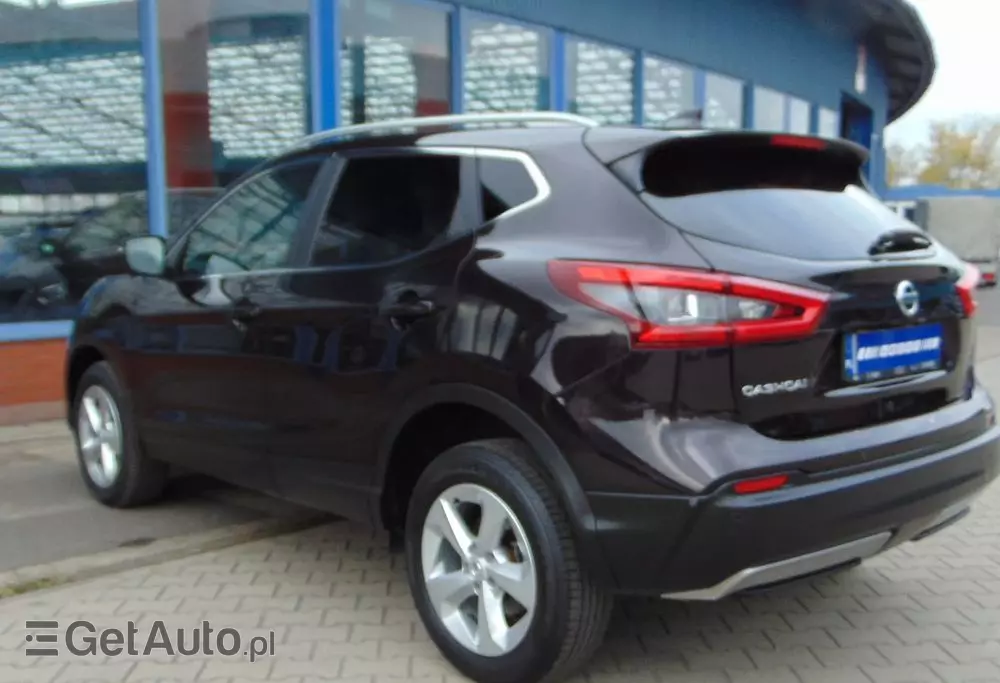 NISSAN Qashqai 1.3 DIG-T N-Connecta