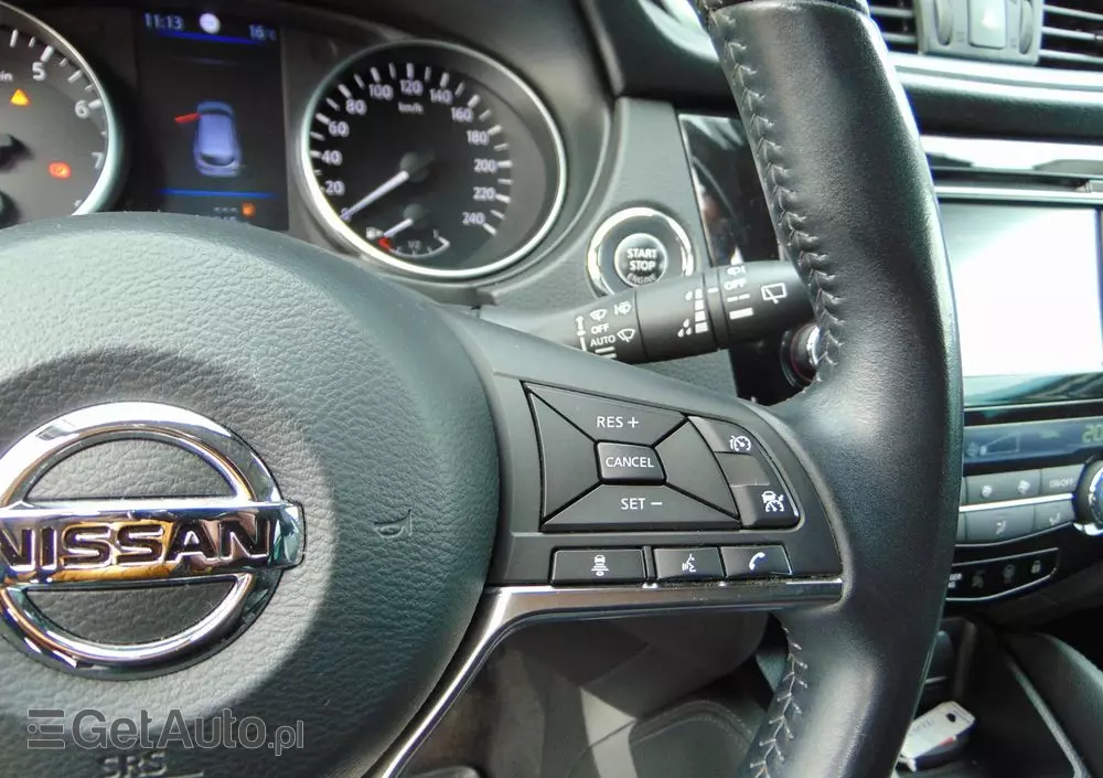 NISSAN Qashqai 1.3 DIG-T N-Connecta