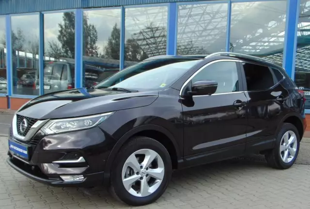 NISSAN Qashqai 1.3 DIG-T N-Connecta