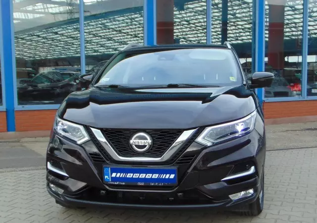 NISSAN Qashqai 1.3 DIG-T N-Connecta