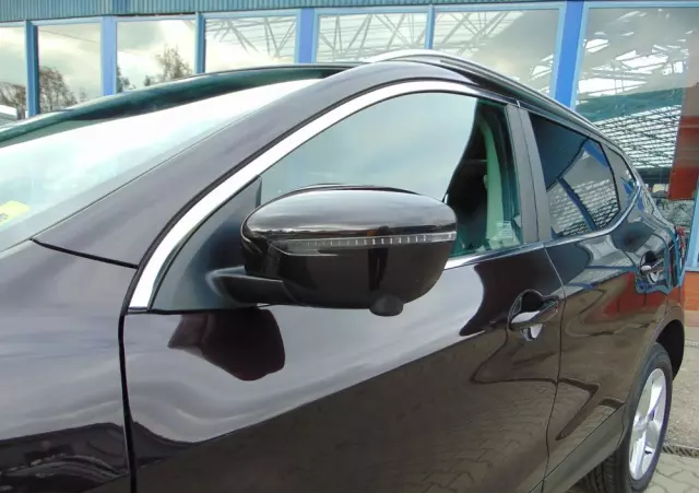 NISSAN Qashqai 1.3 DIG-T N-Connecta