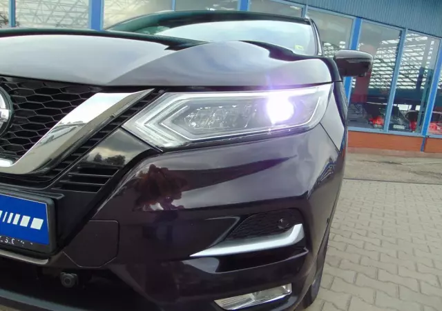 NISSAN Qashqai 1.3 DIG-T N-Connecta