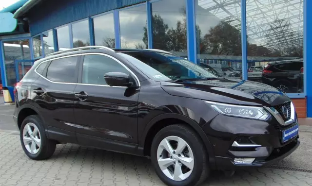 NISSAN Qashqai 1.3 DIG-T N-Connecta