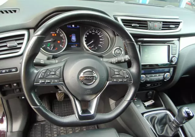 NISSAN Qashqai 1.3 DIG-T N-Connecta