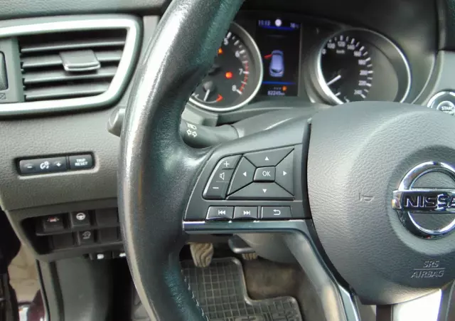 NISSAN Qashqai 1.3 DIG-T N-Connecta