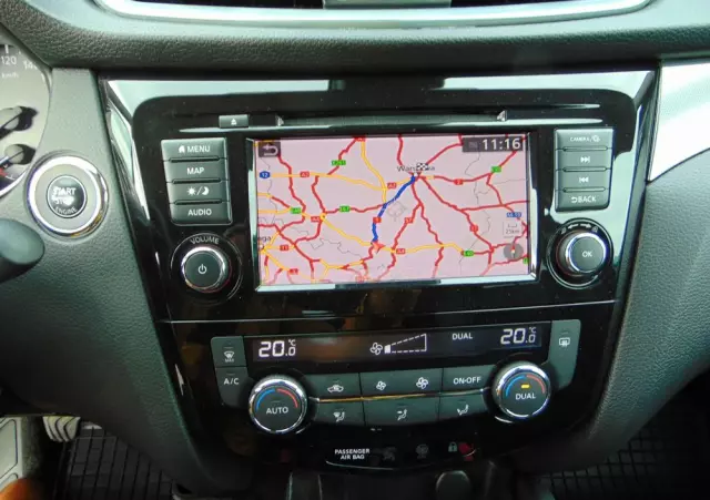 NISSAN Qashqai 1.3 DIG-T N-Connecta